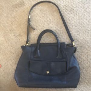 Navy Tory Burch bag.Gold hardware.Gently used.